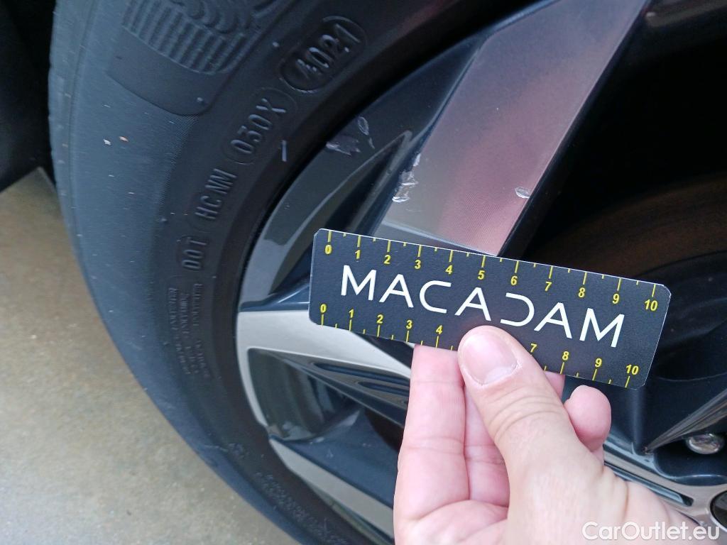  Hyundai  Tucson HYUNDAI  / 2020 / 5P / todoterreno 1.6 TGDI PHEV 195kW Tecno Sky Auto 4x4 #17