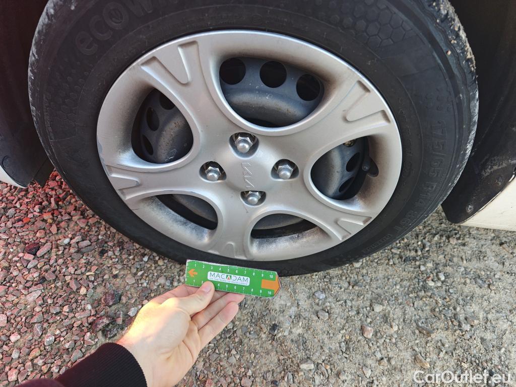  KIA  Picanto KIA  / 2020 / 5P / berlina con portón 1.0 DPi 49kW (67CV) Concept #25