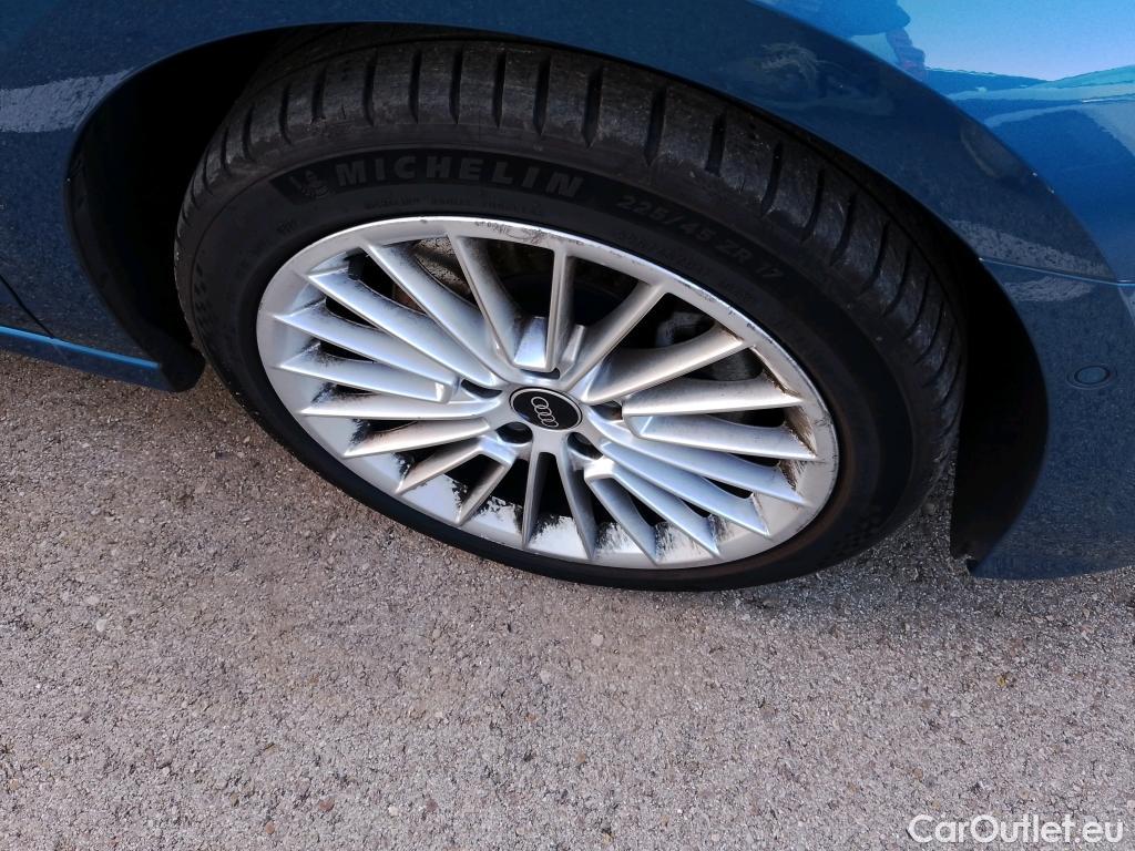  Audi  A3 AUDI  / 2020 / 5P / berlina con portón Sportback Advanced 35 TFSI 110kW S tron #5