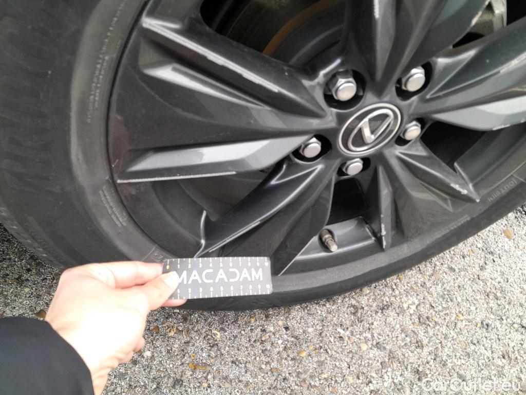  Lexus  UX LEXUS  / 2018 / 5P / todoterreno 2.0 250h Business (AC23) #34