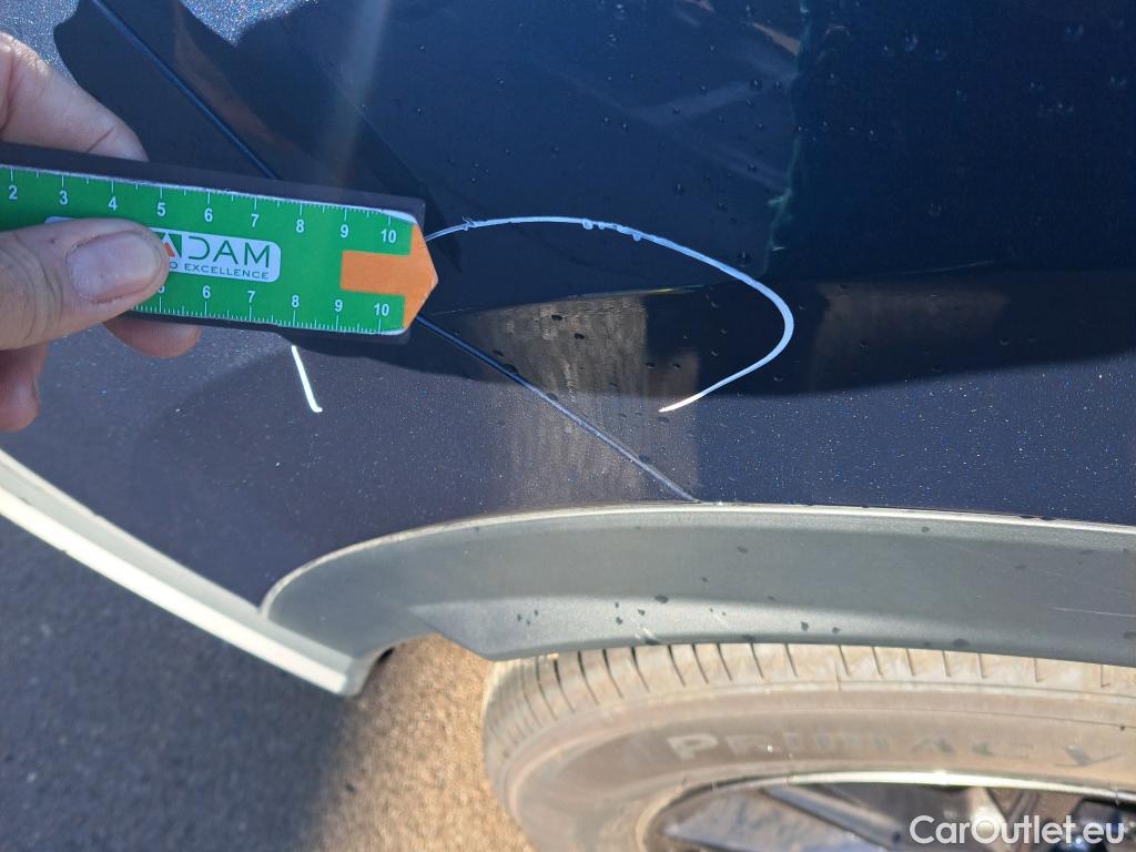  Land Rover  Discovery HONDA CR-V / 2023 / 5P / todoterreno 2.0 i-MMD HEV 4X2 Elegance #4