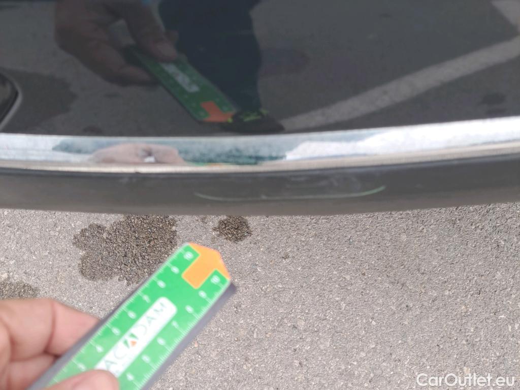  KIA  Sportage KIA  1.6MHEV Drive 100kW(136CV) 4x2(Crist Tintados)(CX) #30