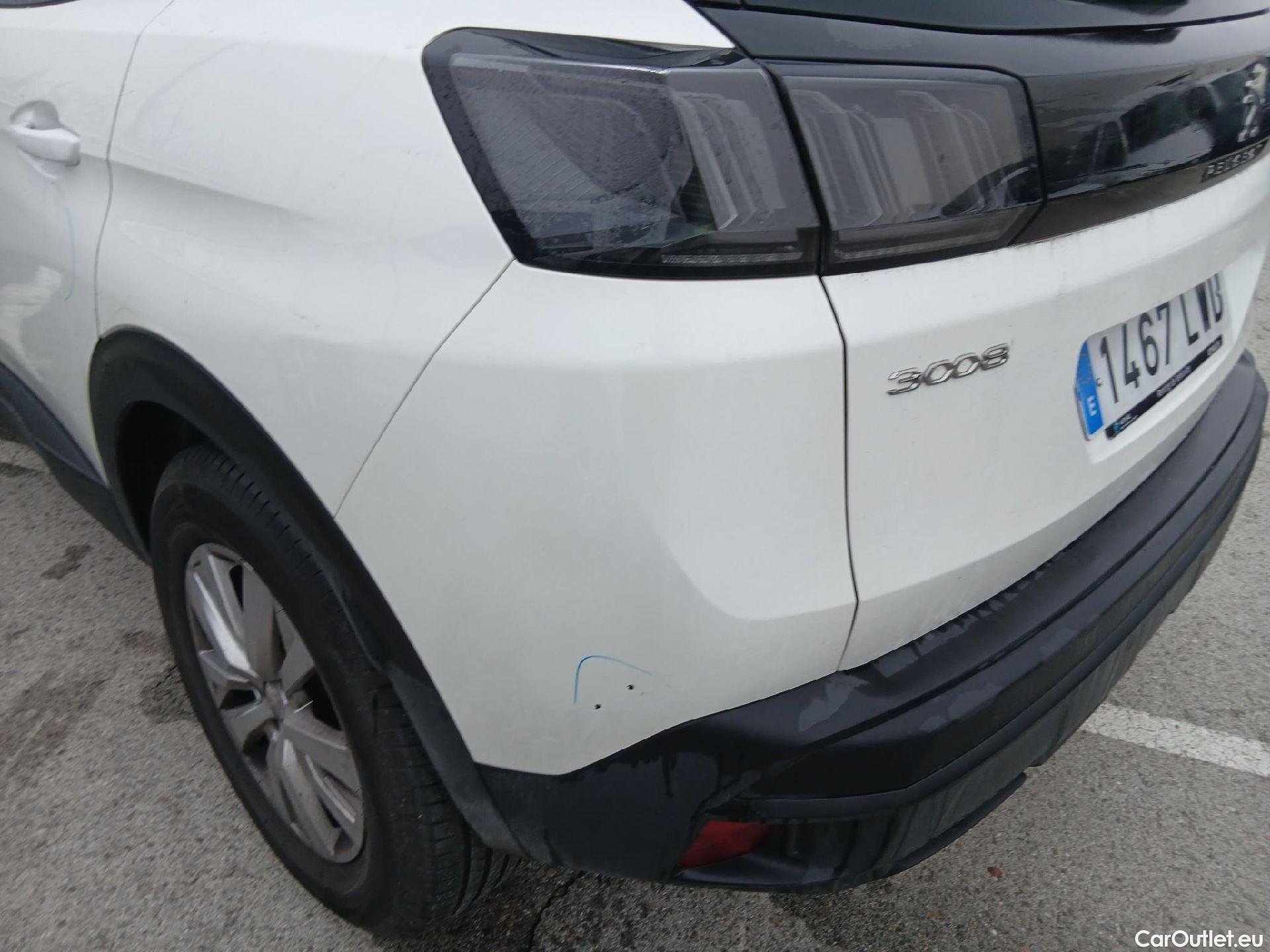  Peugeot  3008 PEUGEOT  / 2020 / 5P / todoterreno 1.2 PureTech 96KW S&S Active Pack EAT8 #27