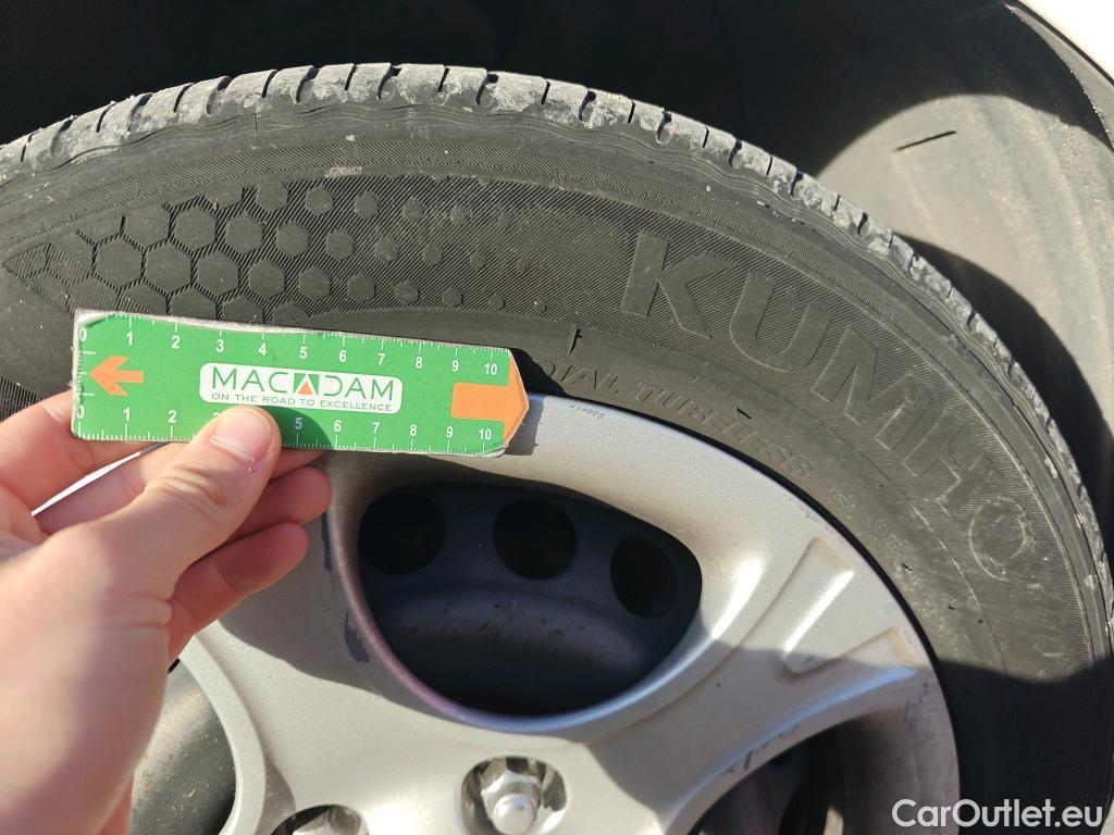  KIA  Picanto KIA  / 2020 / 5P / berlina con portón 1.0 DPi 49kW (67CV) Concept #32