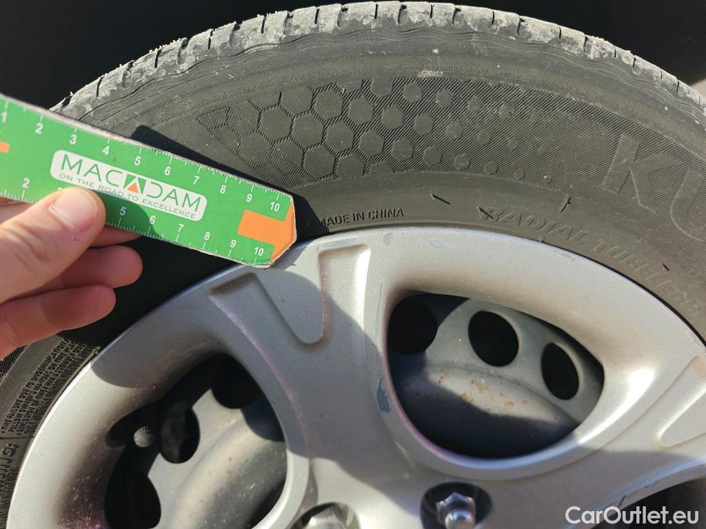  KIA  Picanto KIA  / 2020 / 5P / berlina con portón 1.0 DPi 49kW (67CV) Concept #31