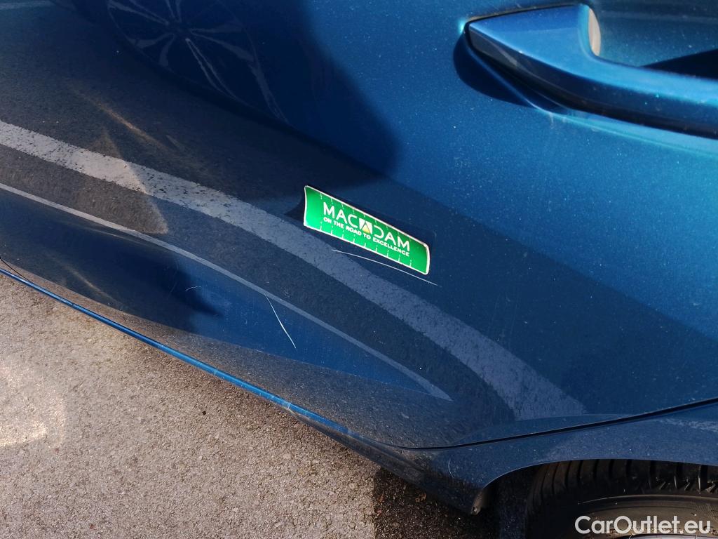  Audi  A3 AUDI  / 2020 / 5P / berlina con portón Sportback Advanced 35 TFSI 110kW S tron #4