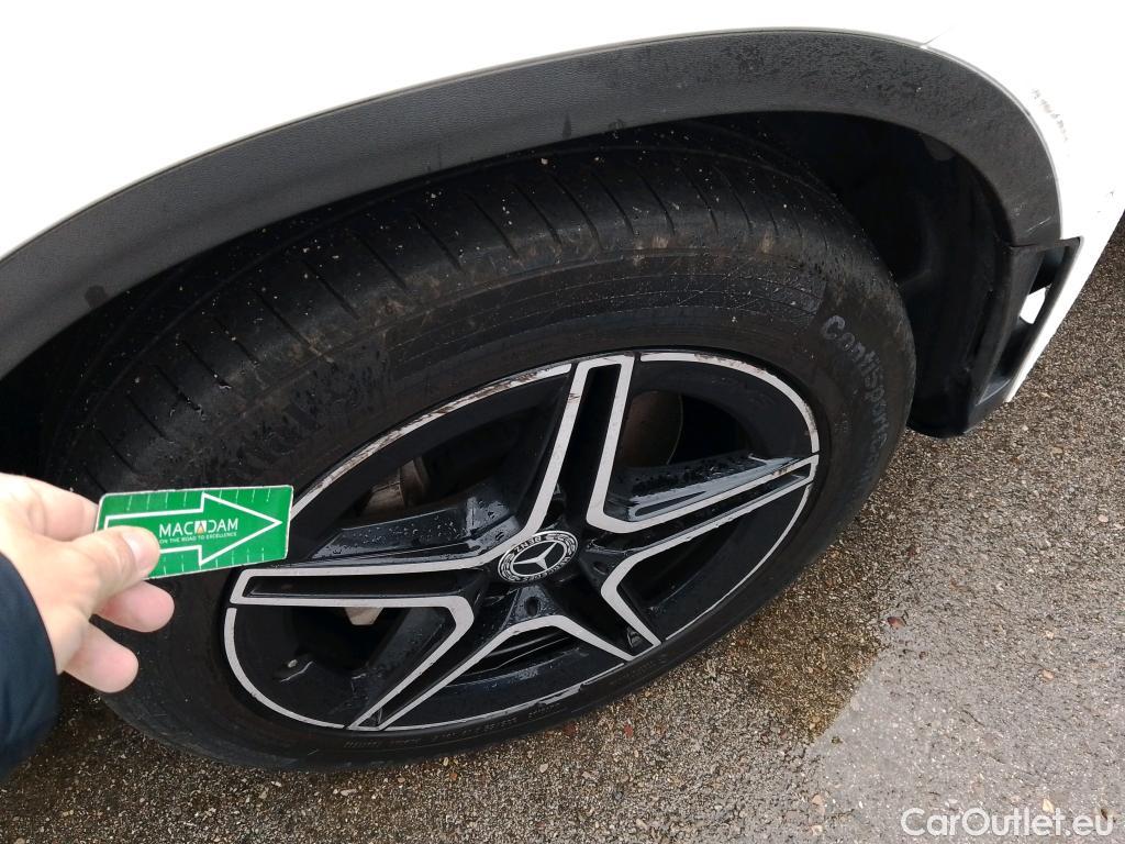  Mercedes  G-Klasee MERCEDES-BENZ GLC Coupé / 2019 / 5P / coupé GLC 300 e 4MATIC #4