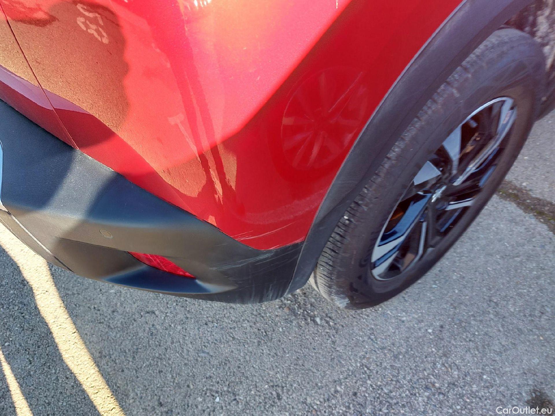  Peugeot  2008 PEUGEOT  / 2019 / 5P / todoterreno Allure Puretech 130 S&S EAT8 #17