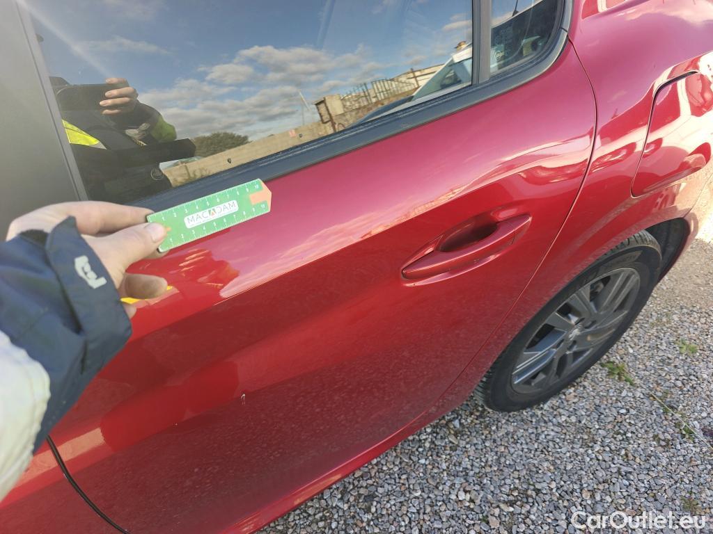  Peugeot  208 PEUGEOT  / 2019 / 5P / berlina con portón PureTech 73kW (100CV) Active Pack #8