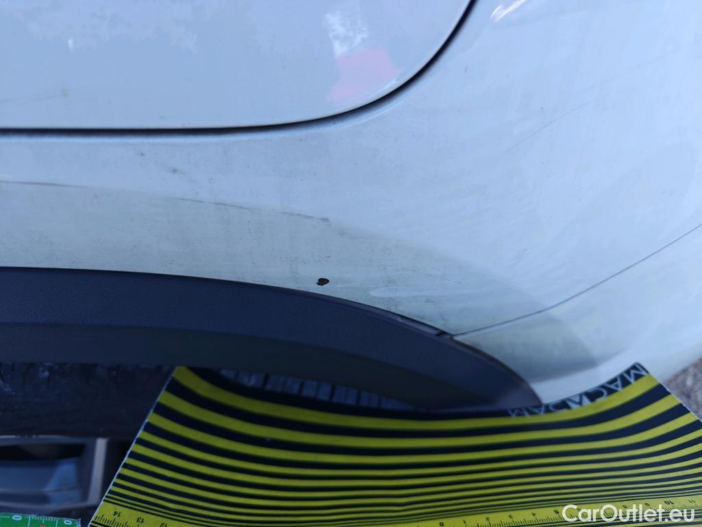  Mercedes  GLA MERCEDES-BENZ  / 2020 / 5P / todoterreno  200 D #18