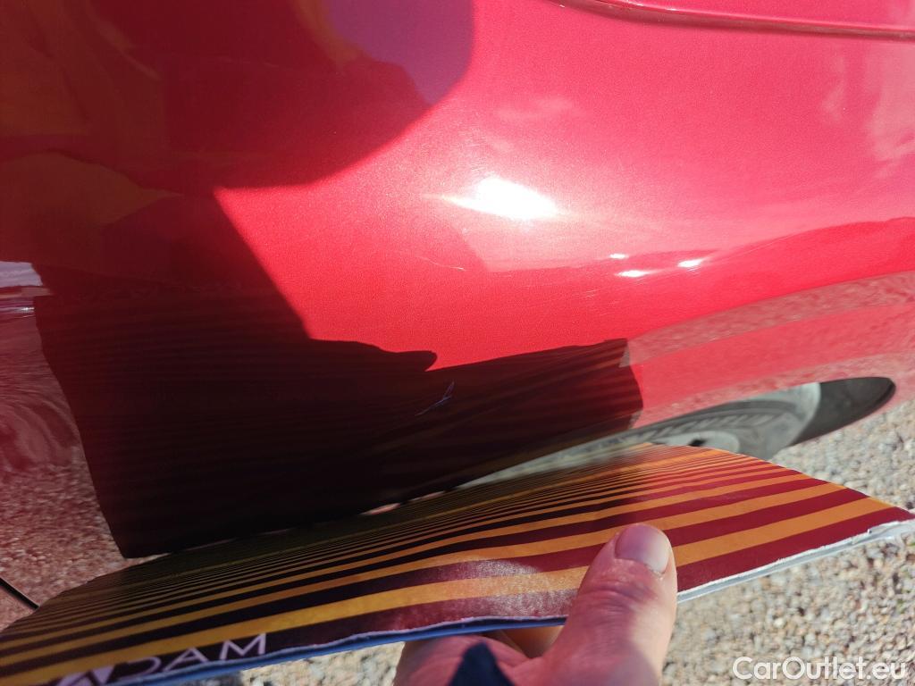  Peugeot  208 PEUGEOT  / 2019 / 5P / berlina con portón PureTech 73kW (100CV) Active Pack #14