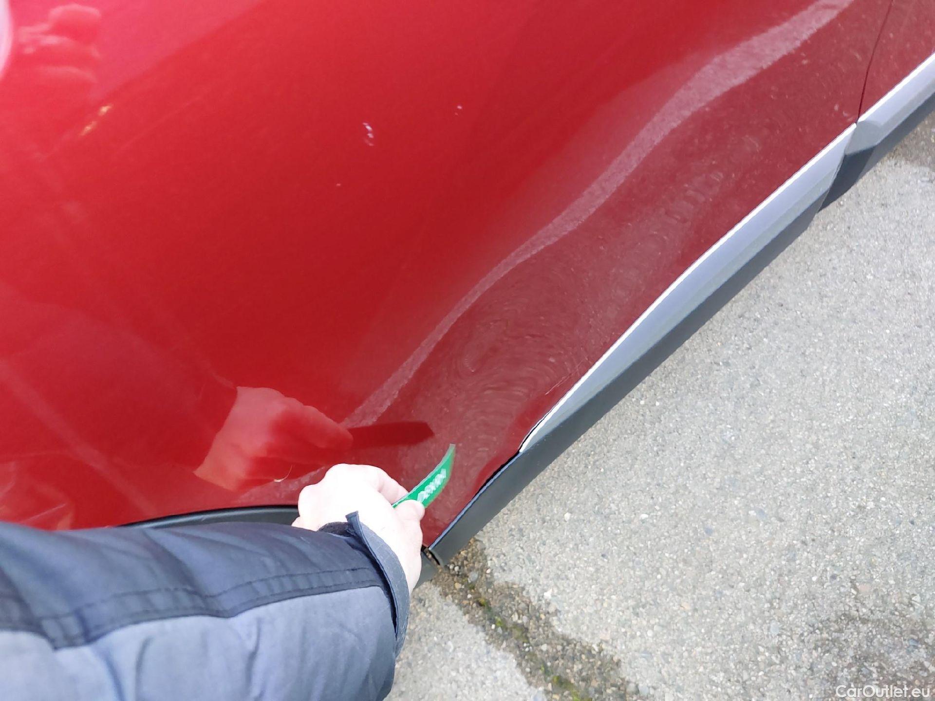  Peugeot  2008 PEUGEOT  / 2019 / 5P / todoterreno Allure Puretech 130 S&S EAT8 #19