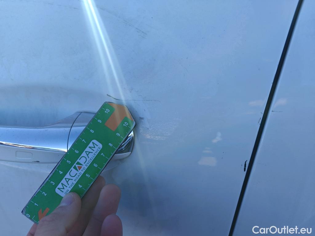  Mercedes  GLA MERCEDES-BENZ  / 2020 / 5P / todoterreno  200 D #30