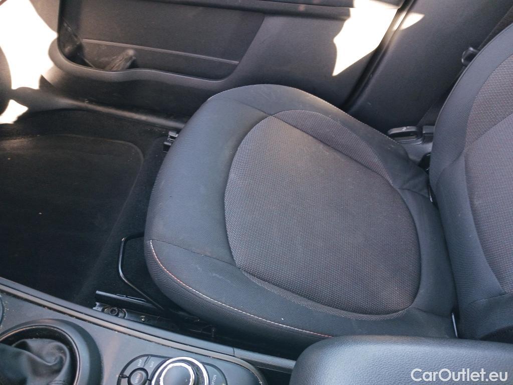  Mini  Countryman MINI  / 2020 / 5P / berlina con portón Cooper S E ALL4 #22