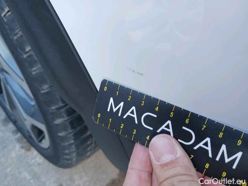  Renault  Kadjar RENAULT  / 2019 / 5P / crossover Zen GPF TCe 103kW (140CV) EDC #25