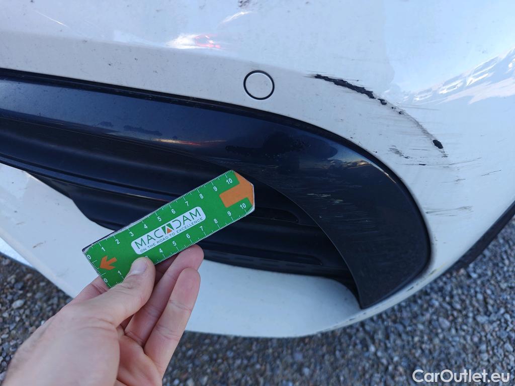  Mercedes  GLA MERCEDES-BENZ  / 2020 / 5P / todoterreno  200 D #47