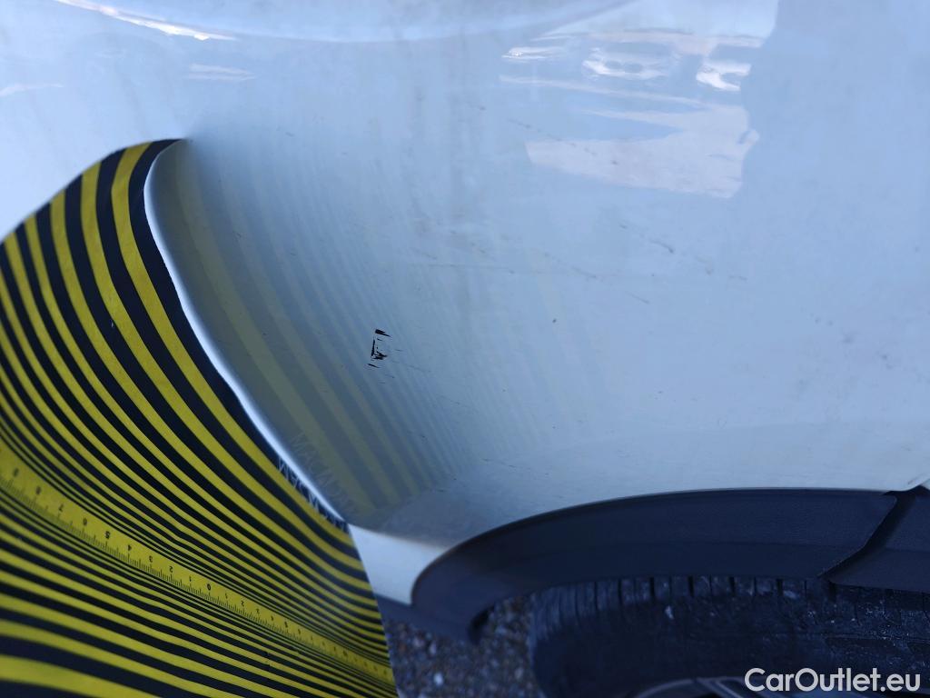  Mercedes  GLA MERCEDES-BENZ  / 2020 / 5P / todoterreno  200 D #14