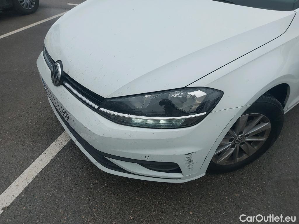  Volkswagen  Golf  VOLKSWAGEN / 2016 / 5P / berlina con portón Last Edition 1.6 TDI 85kW (115CV) #18