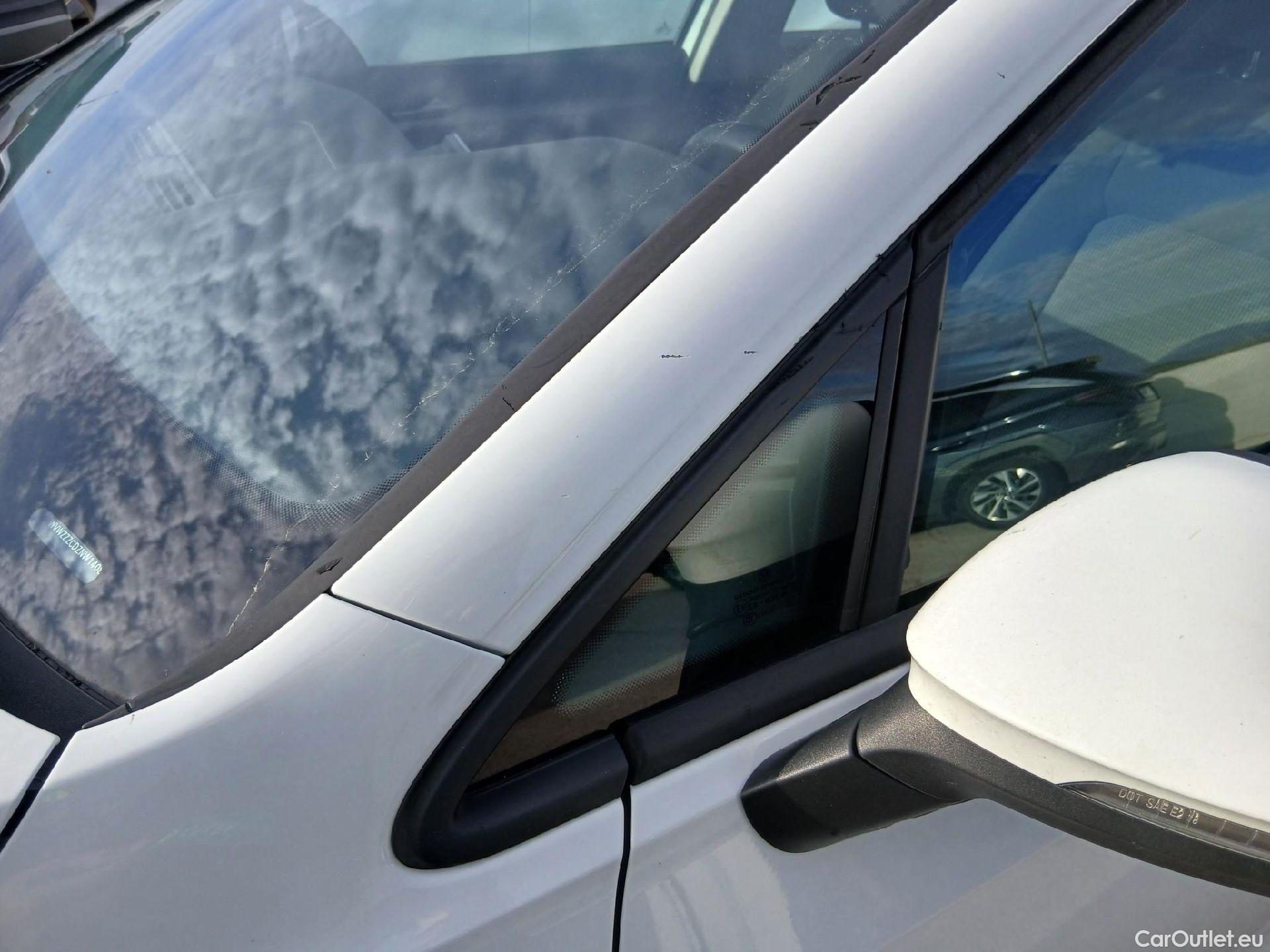  Volkswagen  Golf  VOLKSWAGEN / 2020 / 5P / berlina con portón 2.0 TDI 85kW (115CV) #14