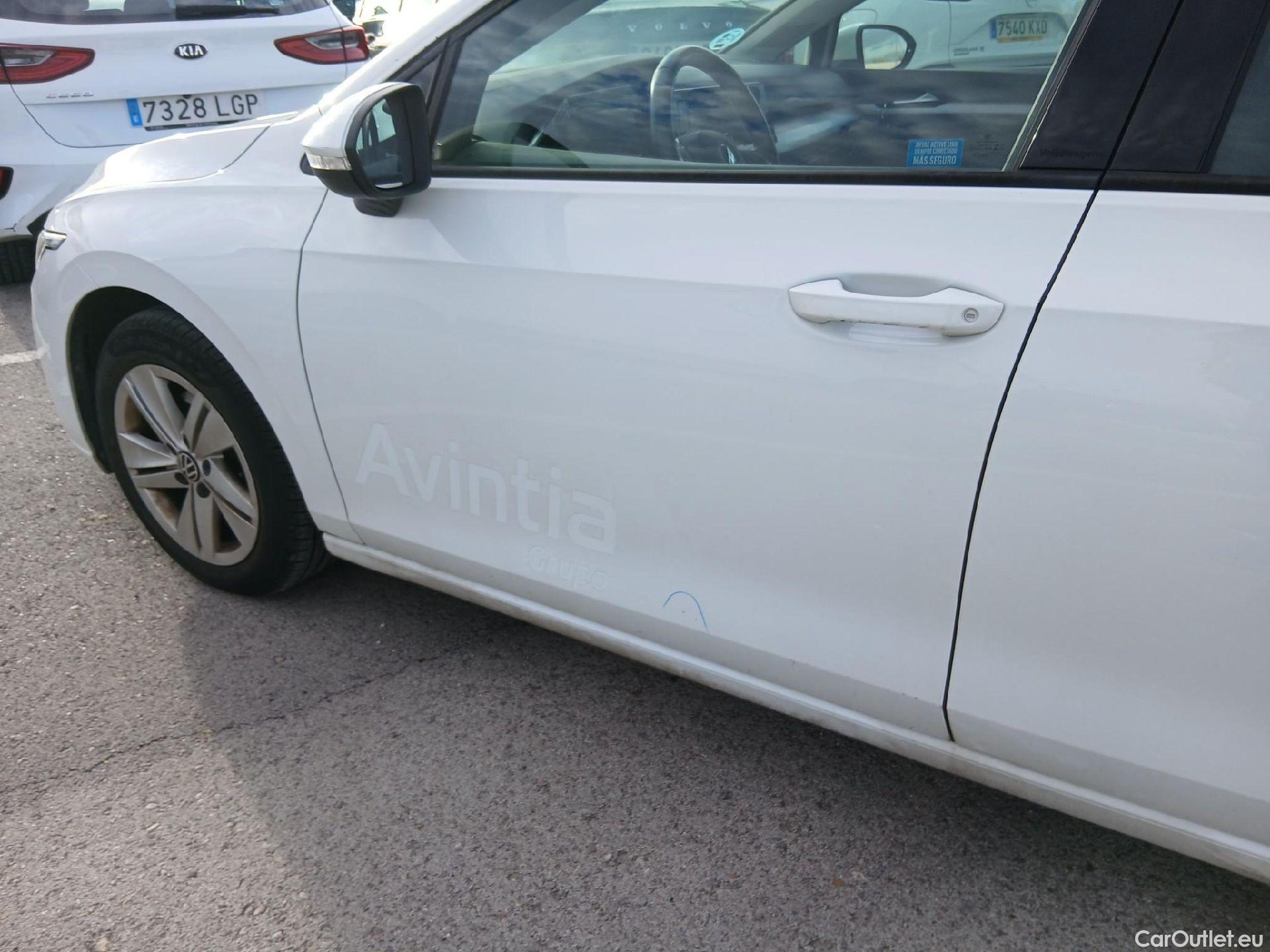  Volkswagen  Golf  VOLKSWAGEN / 2020 / 5P / berlina con portón 2.0 TDI 85kW (115CV) #18