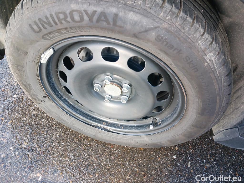  Volkswagen  T-CROSS VOLKSWAGEN  / 2018 / 5P / todoterreno Edition 1.0 TSI 70kW (95CV) #12