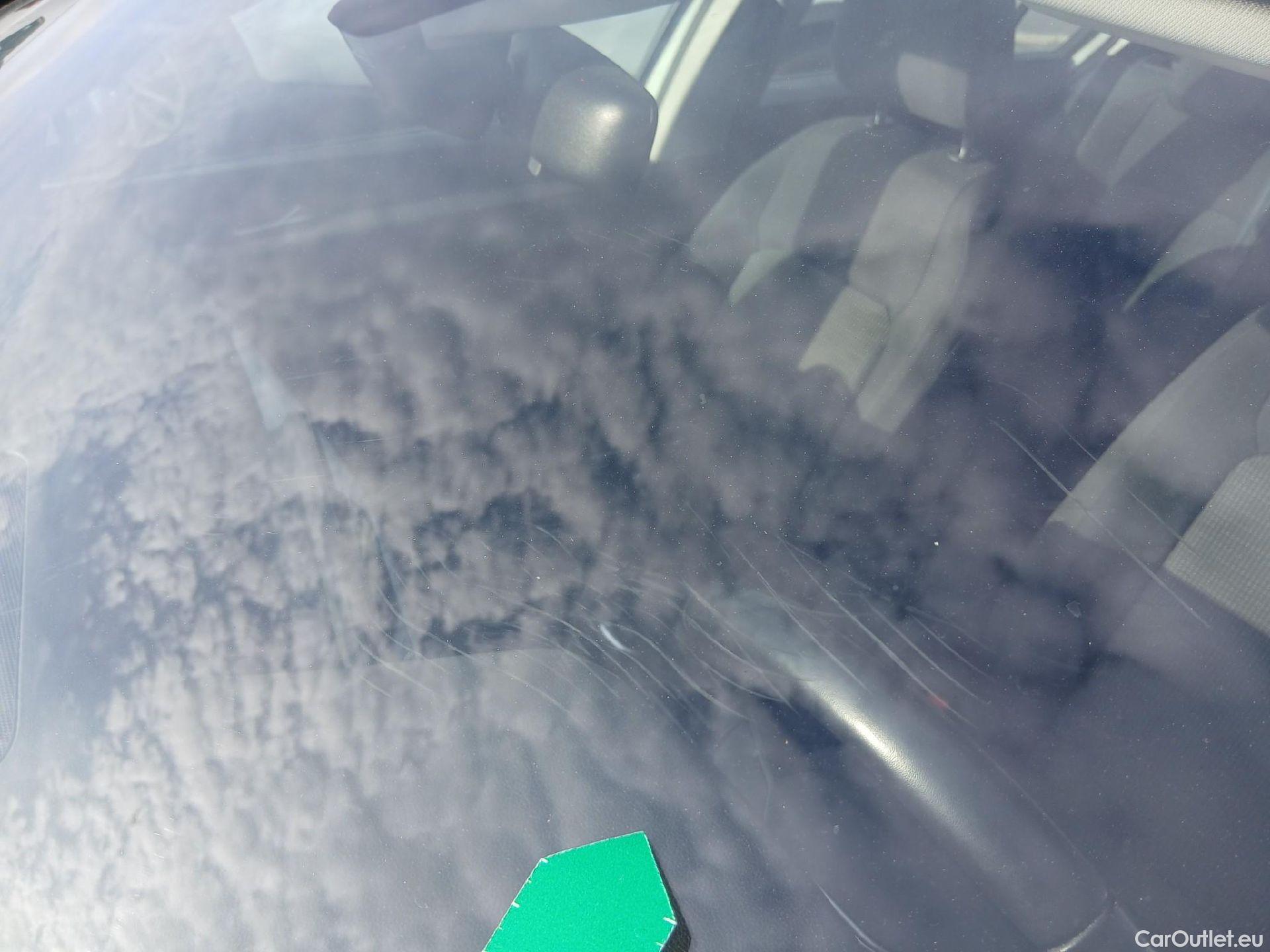  Volkswagen  Golf  VOLKSWAGEN / 2020 / 5P / berlina con portón 2.0 TDI 85kW (115CV) #1