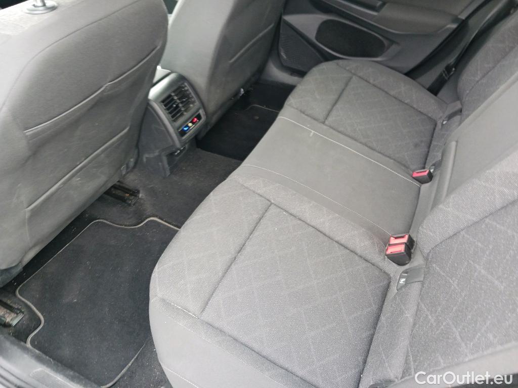  Volkswagen  Golf  VOLKSWAGEN / 2020 / 5P / familiar Life 2.0 TDI 85kW (115CV) Variant #12