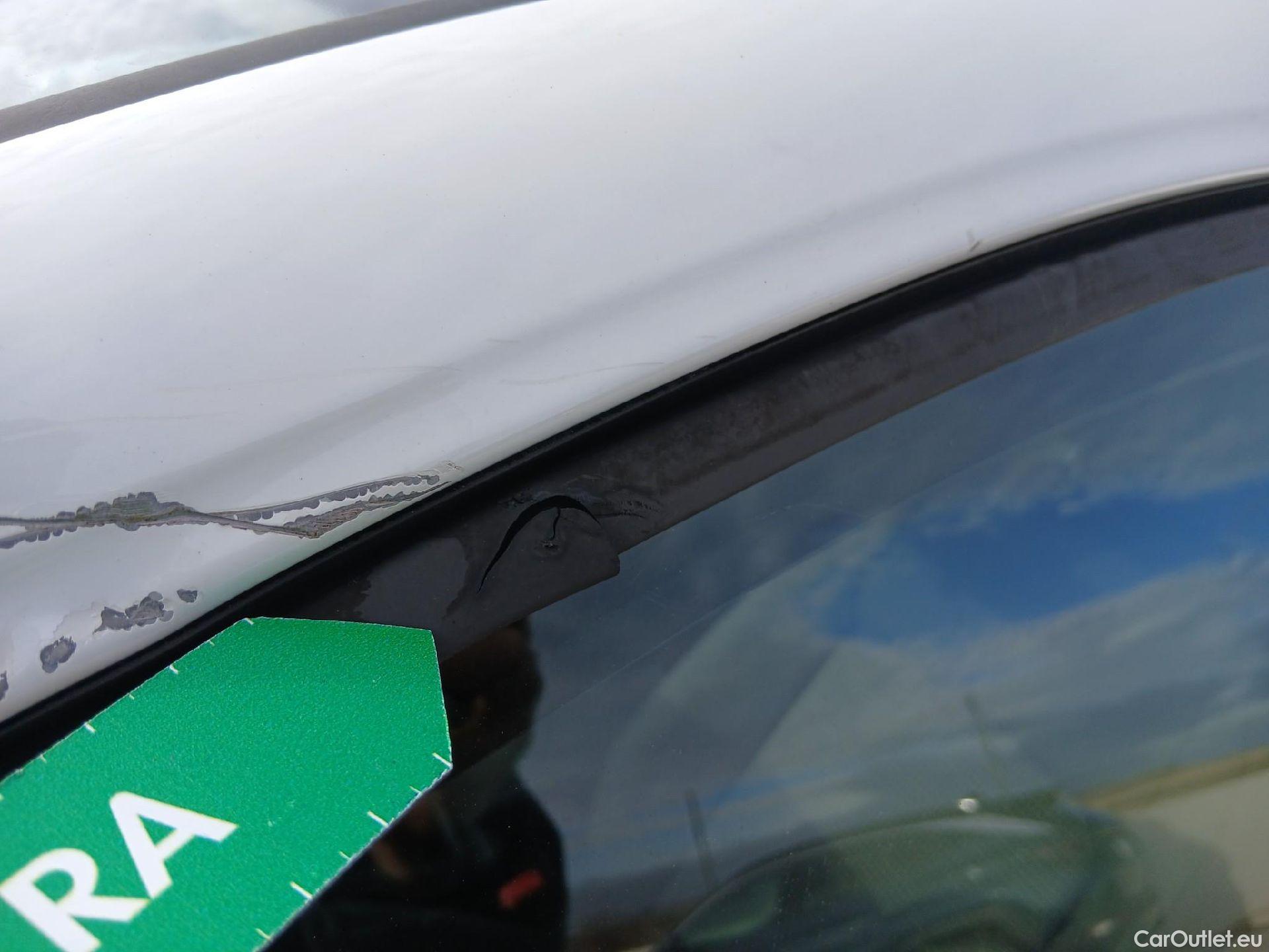  Volkswagen  Golf  VOLKSWAGEN / 2020 / 5P / berlina con portón 2.0 TDI 85kW (115CV) #15