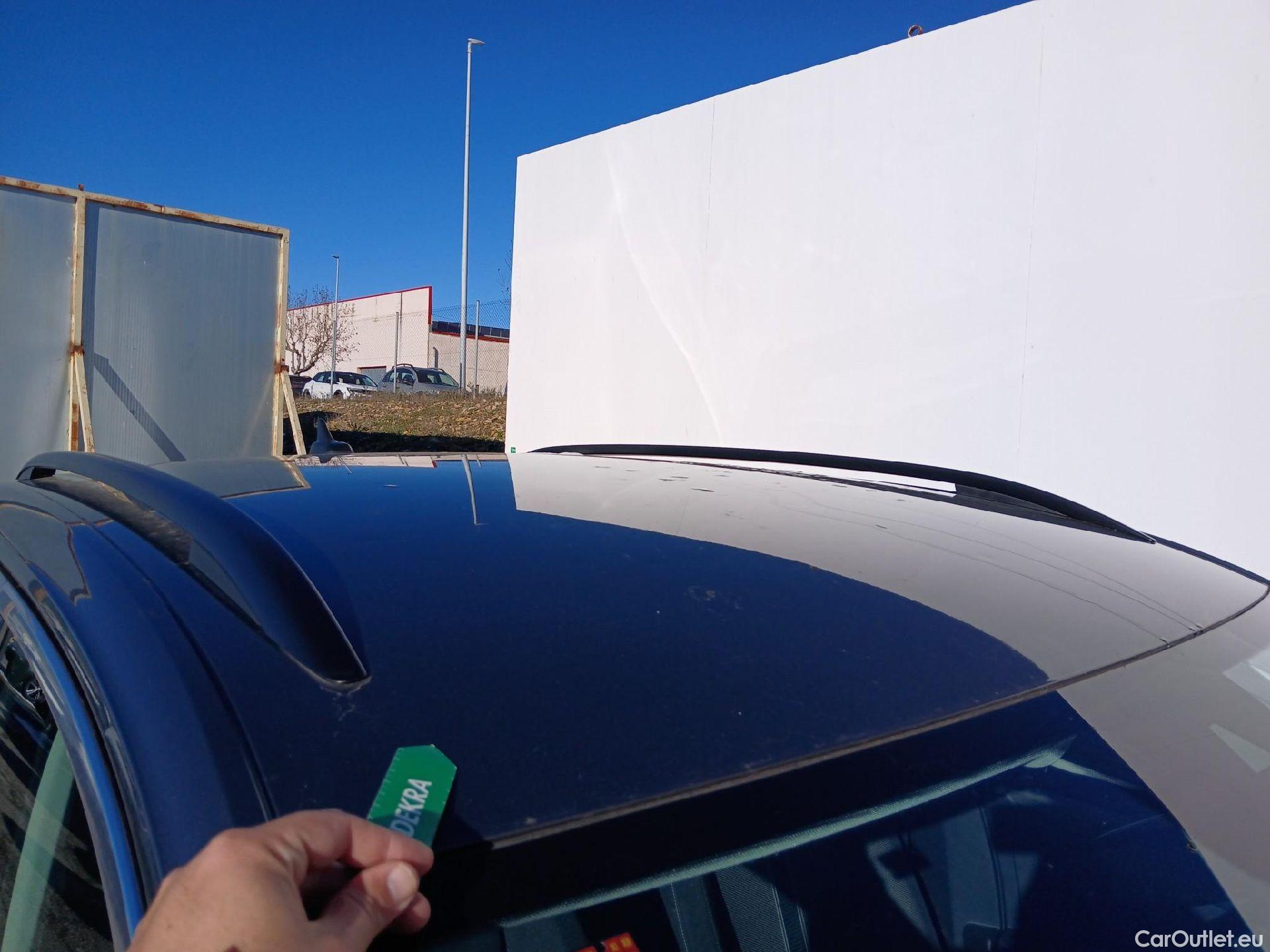  Volkswagen  T-ROC VOLKSWAGEN  / 2017 / 5P / todoterreno Advance 2.0 TDI 110kW (150CV) DSG (AC2) #4