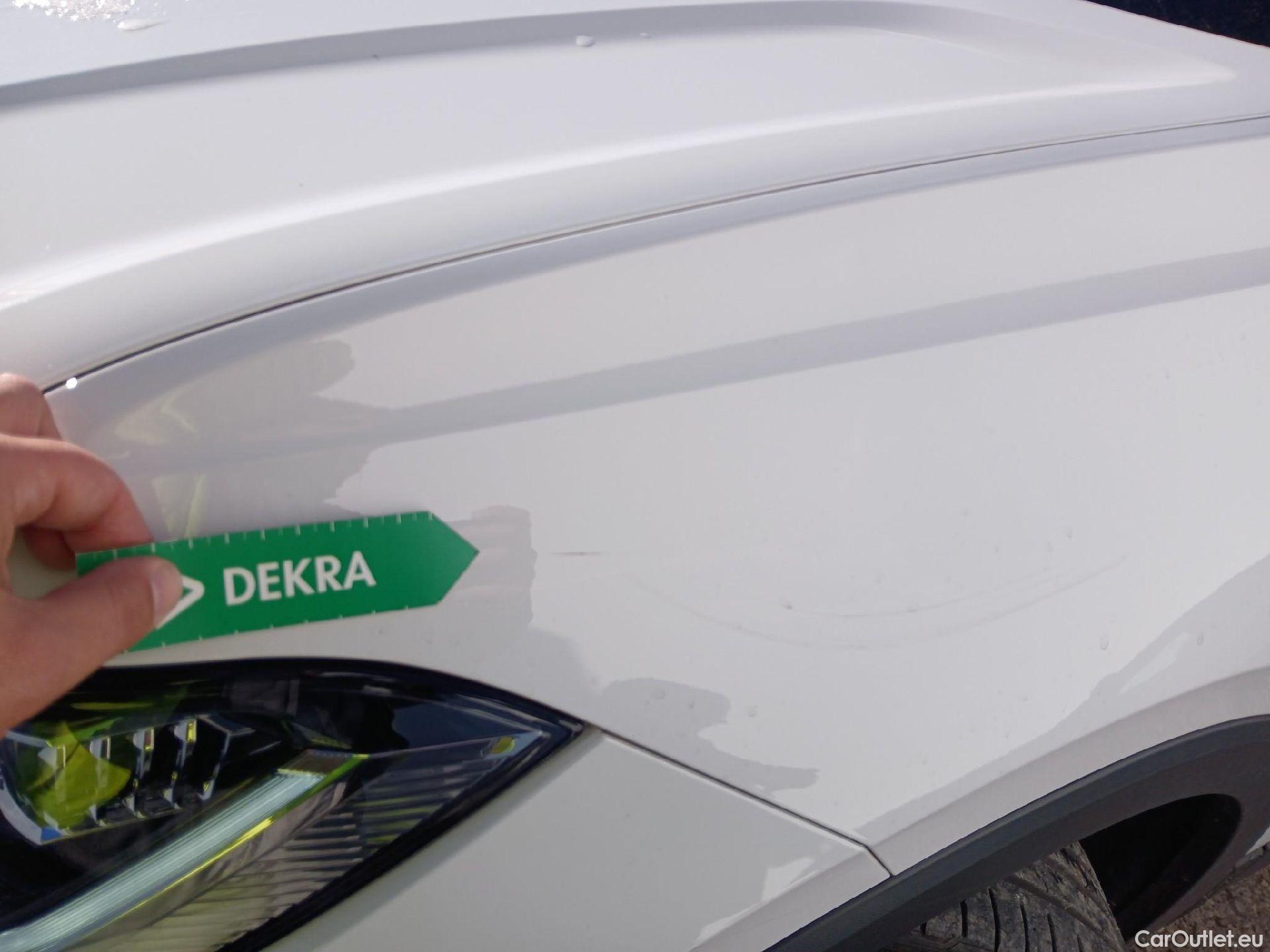  Volkswagen  T-CROSS VOLKSWAGEN  / 2018 / 5P / todoterreno Sport 1.5 TSI 110kW (150CV) DSG #5