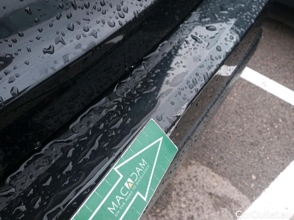  Toyota  Yaris TOYOTA  / 2020 / 5P / berlina con portón 1.5 125 S-Edition #12