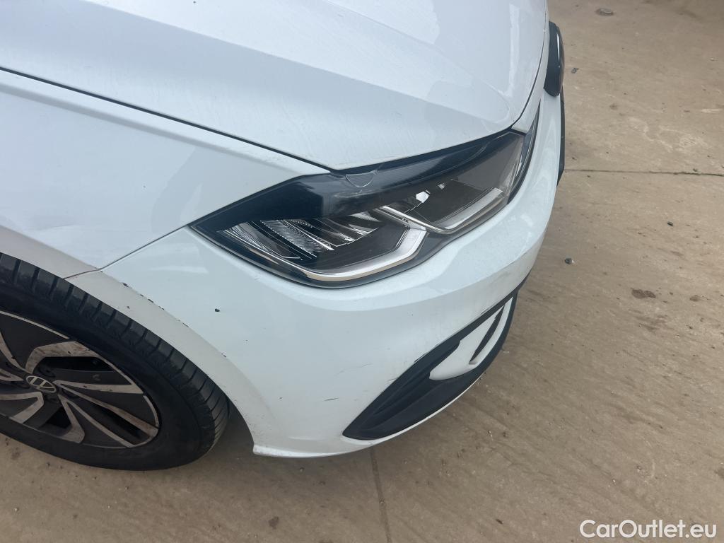  Volkswagen  Polo VOLKSWAGEN  / 2021 / 5P / berlina con portón Life 1.0 TSI 70kW (95CV) #1