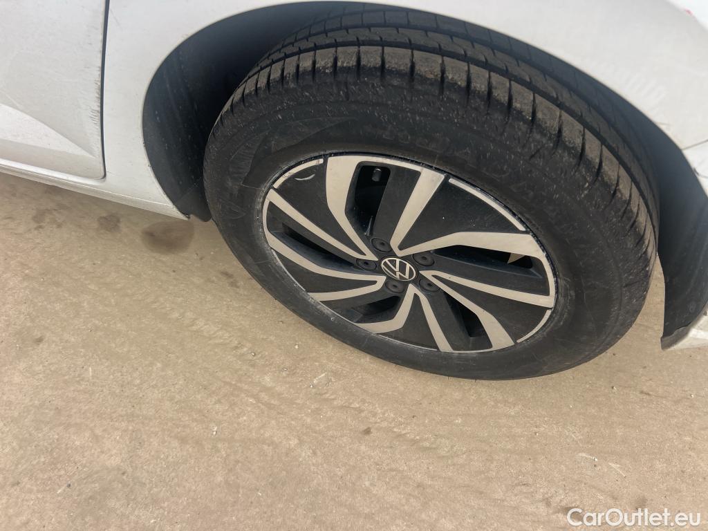  Volkswagen  Polo VOLKSWAGEN  / 2021 / 5P / berlina con portón Life 1.0 TSI 70kW (95CV) #10