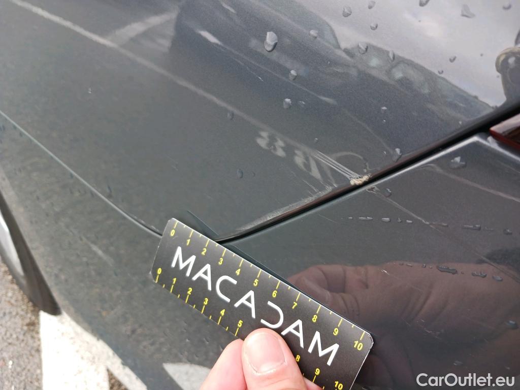  Volkswagen  Golf  VOLKSWAGEN / 2020 / 5P / familiar Life 2.0 TDI 85kW (115CV) Variant #7