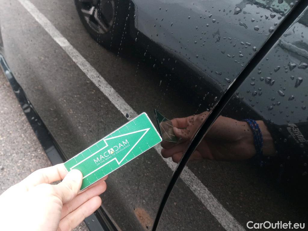  Toyota  Yaris TOYOTA  / 2020 / 5P / berlina con portón 1.5 125 S-Edition #3