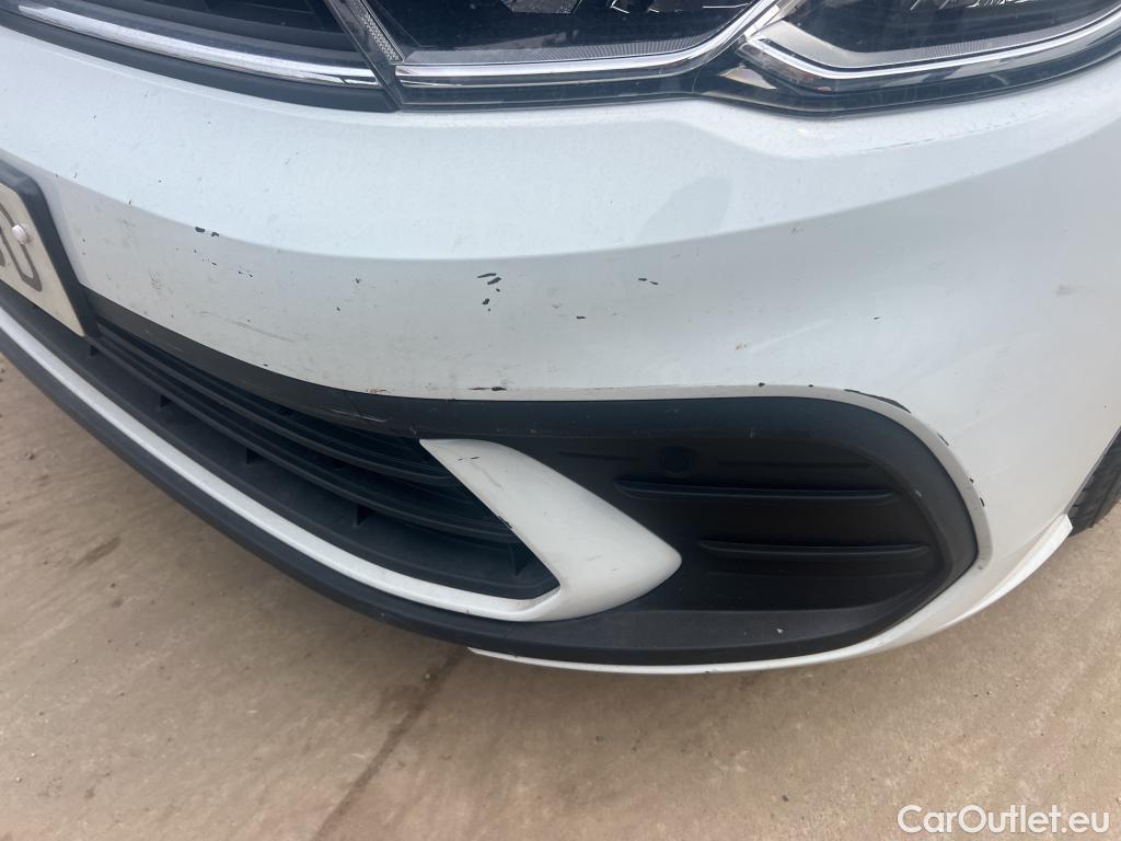  Volkswagen  Polo VOLKSWAGEN  / 2021 / 5P / berlina con portón Life 1.0 TSI 70kW (95CV) #17