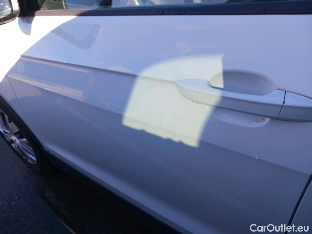  Volkswagen  T-CROSS VOLKSWAGEN  / 2018 / 5P / todoterreno Edition 1.0 TSI 70kW (95CV) #18