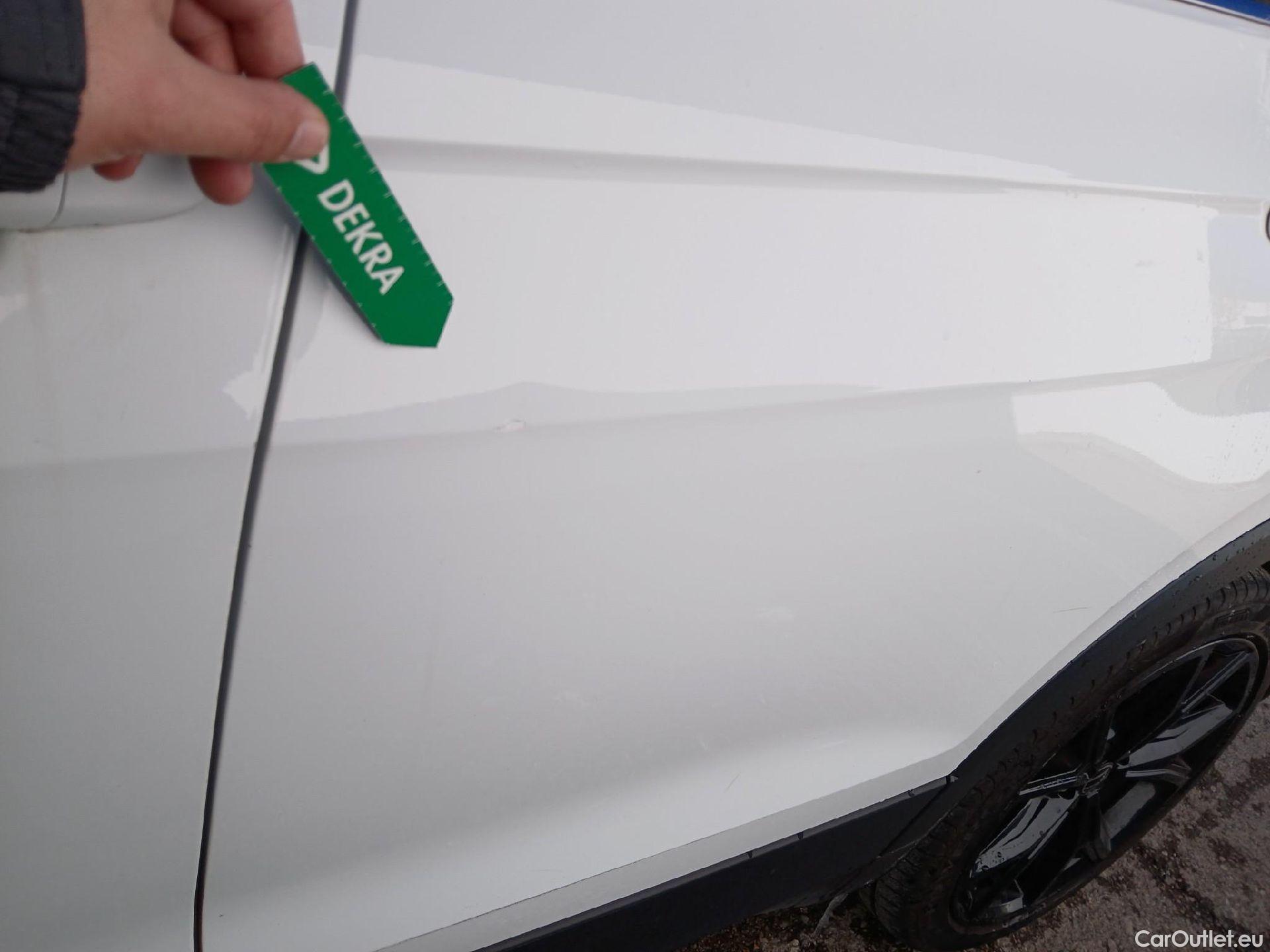  Volkswagen  T-CROSS VOLKSWAGEN  / 2018 / 5P / todoterreno Sport 1.5 TSI 110kW (150CV) DSG #16