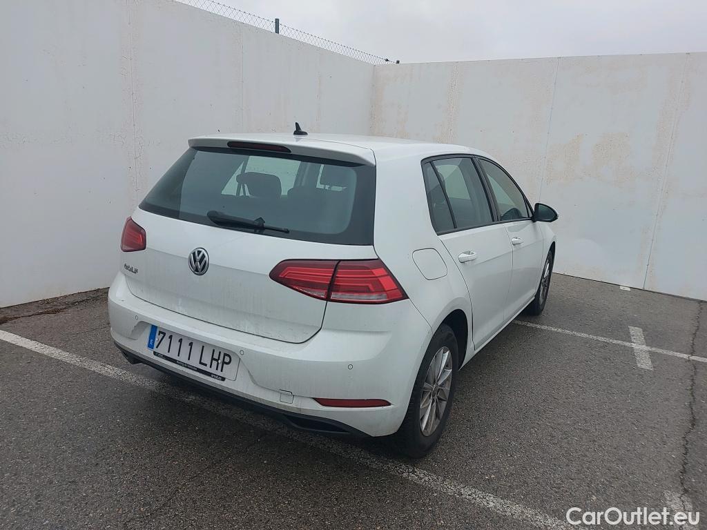  Volkswagen  Golf  VOLKSWAGEN / 2016 / 5P / berlina con portón Last Edition 1.6 TDI 85kW (115CV) #20
