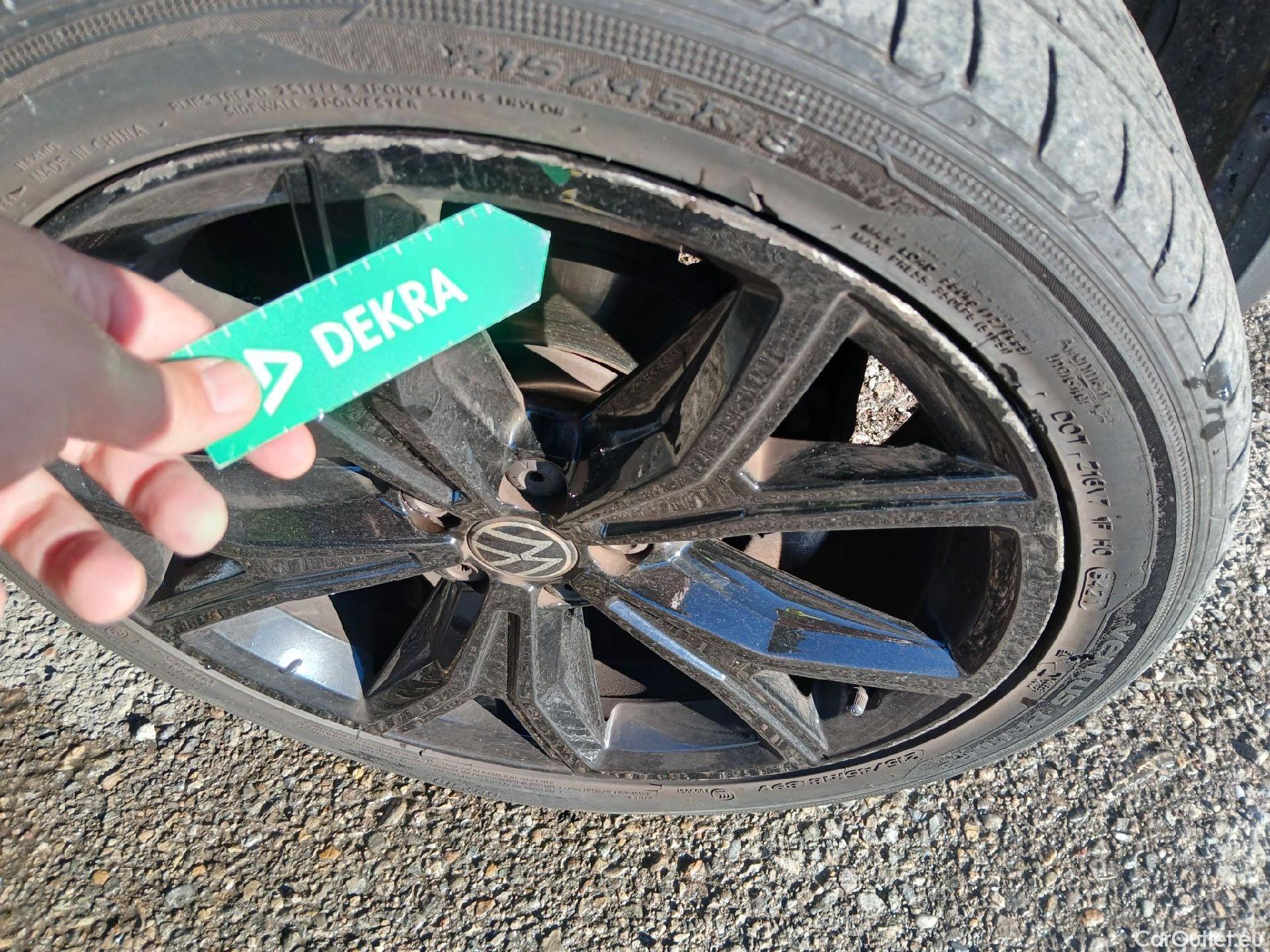  Volkswagen  T-CROSS VOLKSWAGEN  / 2018 / 5P / todoterreno Sport 1.5 TSI 110kW (150CV) DSG #39