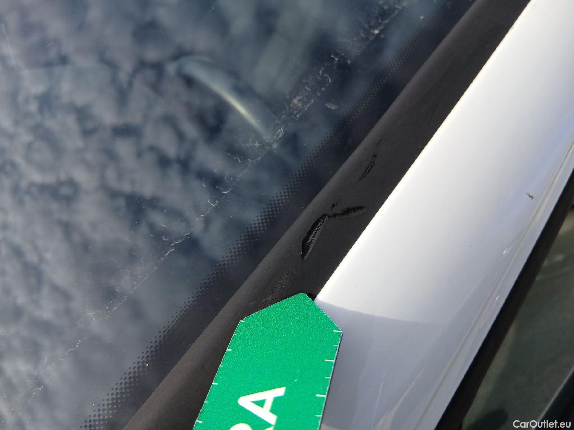  Volkswagen  Golf  VOLKSWAGEN / 2020 / 5P / berlina con portón 2.0 TDI 85kW (115CV) #9