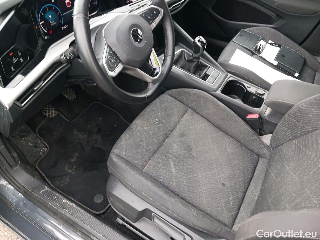  Volkswagen  Golf  VOLKSWAGEN / 2020 / 5P / familiar Life 2.0 TDI 85kW (115CV) Variant #14
