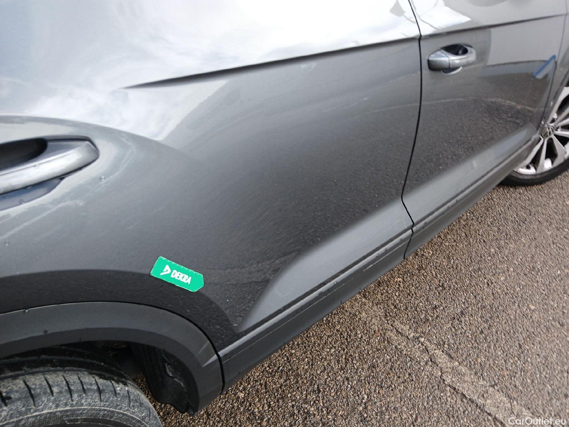  Volkswagen  T-ROC VOLKSWAGEN  / 2021 / 5P / todoterreno Life 2.0 TDI 110kW (150CV) DSG #23