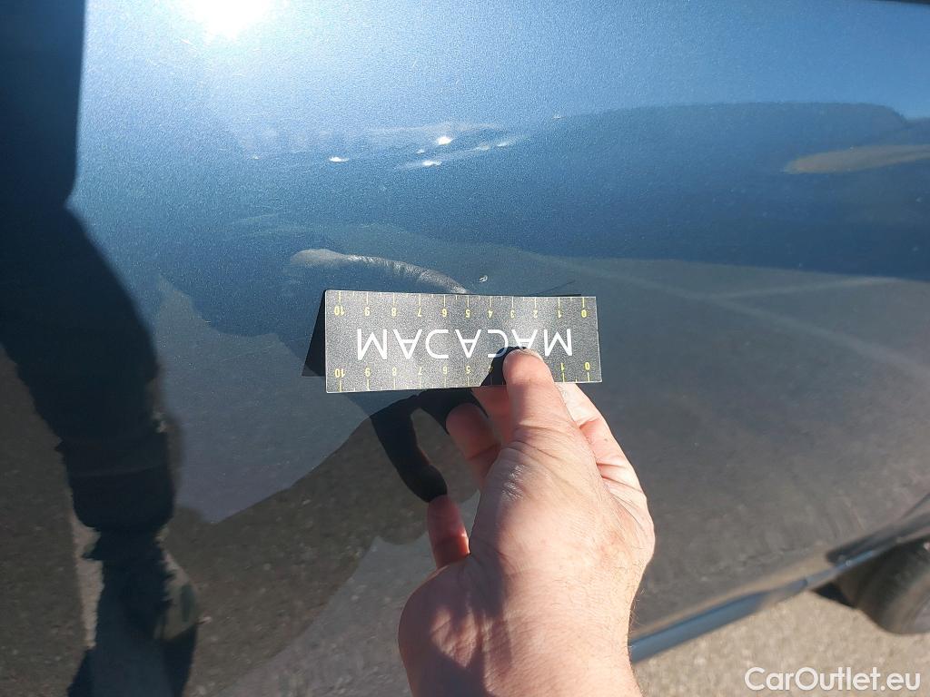  Volvo  XC90 VOLVO  / 2019 / 5P / todoterreno 2.0 T8 AWD Recharge R-Design Auto #8