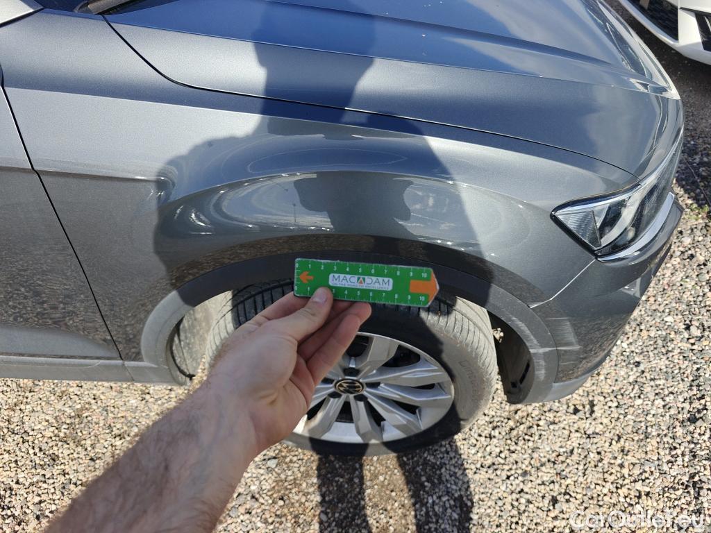  Volkswagen  T-ROC  Advance 2.0 TDI 150CV AT7 E6d #38