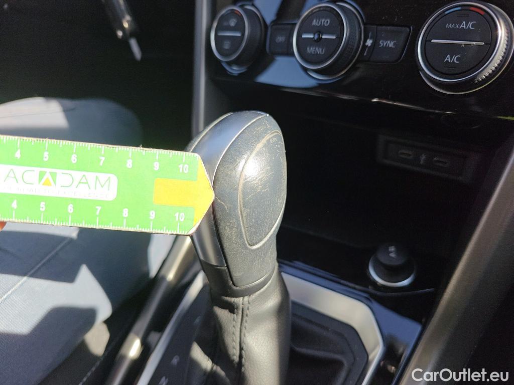  Volkswagen  T-ROC  Advance 2.0 TDI 150CV AT7 E6d #22