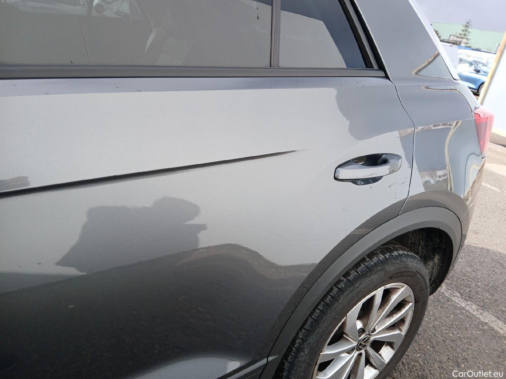  Volkswagen  T-ROC VOLKSWAGEN  / 2021 / 5P / todoterreno Life 2.0 TDI 110kW (150CV) DSG #17