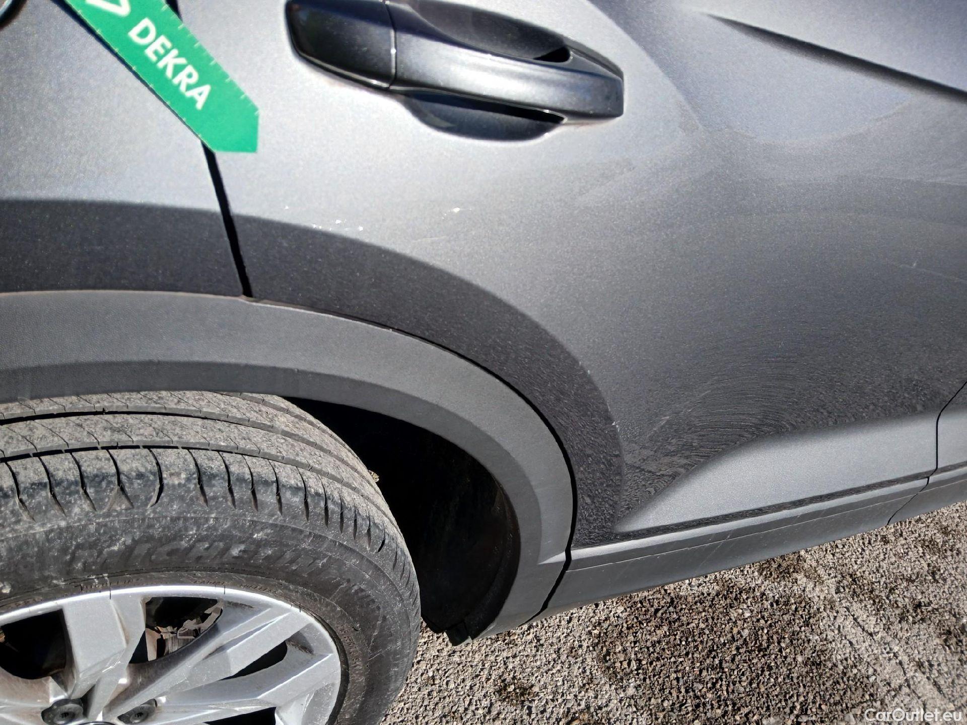  Volkswagen  T-ROC VOLKSWAGEN  / 2017 / 5P / todoterreno Advance 2.0 TDI 110kW (150CV) DSG (AC2) #45