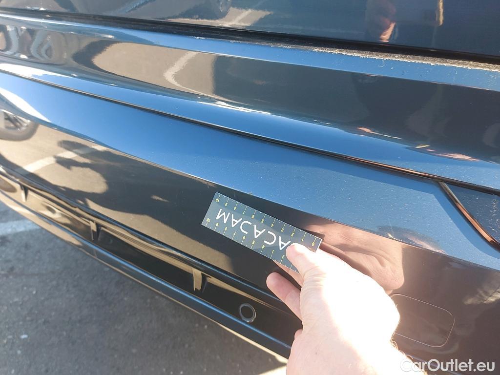  Volvo  XC90 VOLVO  / 2019 / 5P / todoterreno 2.0 T8 AWD Recharge R-Design Auto #24