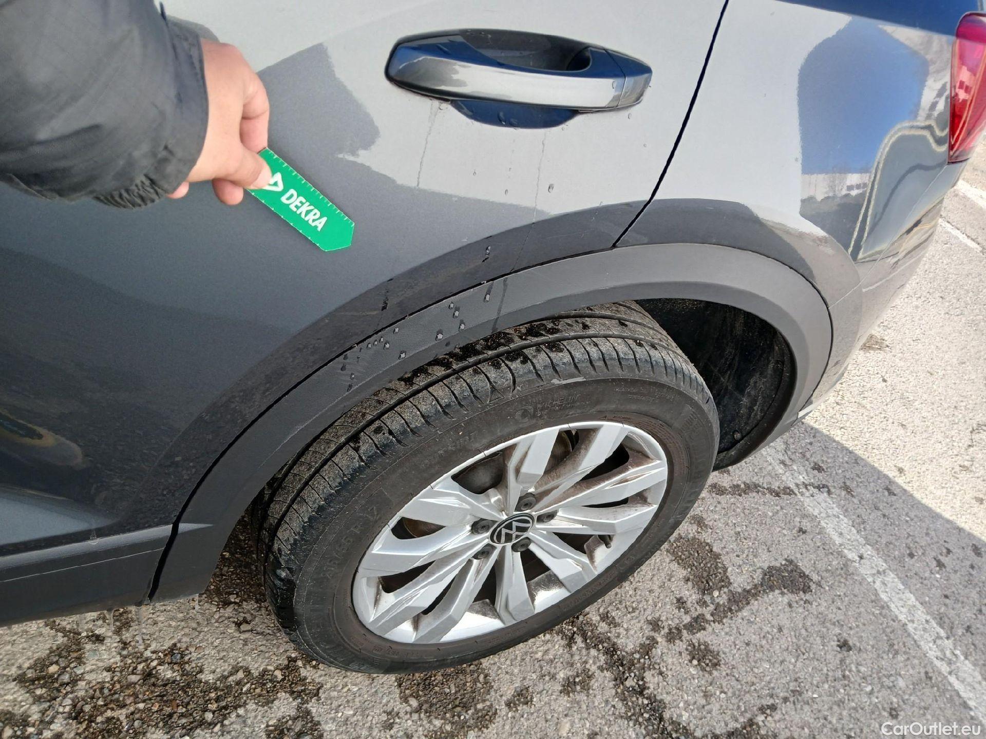  Volkswagen  T-ROC VOLKSWAGEN  / 2017 / 5P / todoterreno Advance 2.0 TDI 110kW (150CV) DSG (AC2) #25